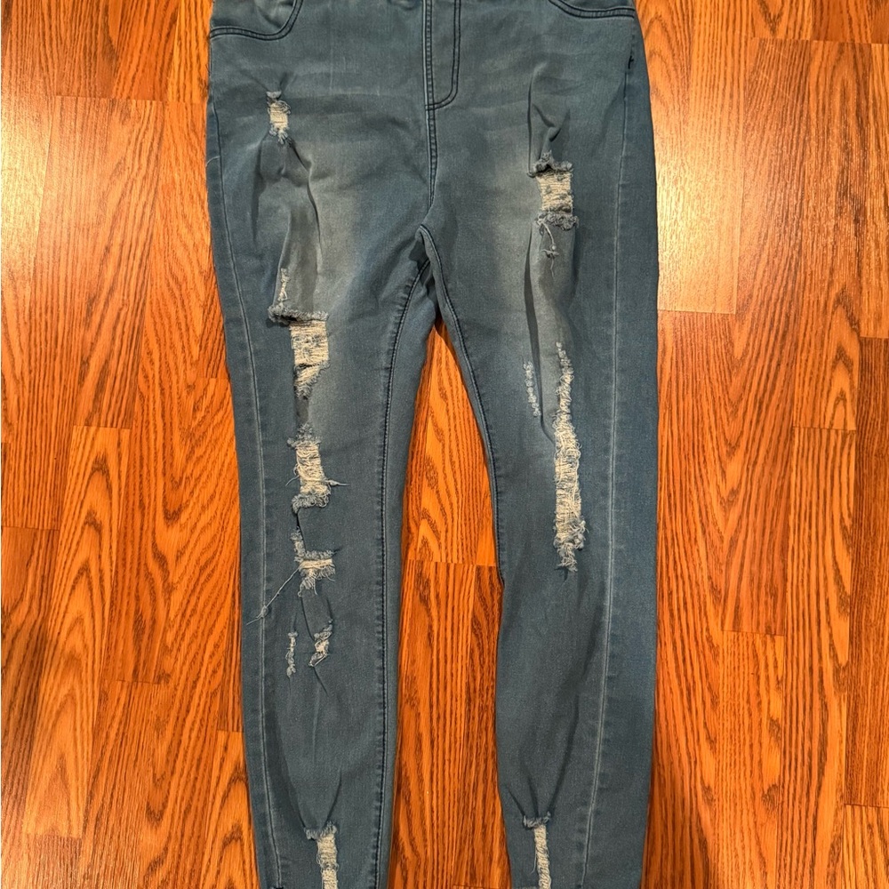 Ladies pull on jeans